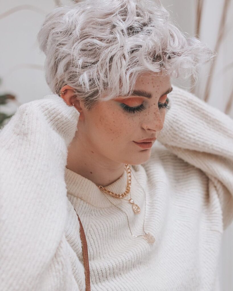 Wavy Pixie